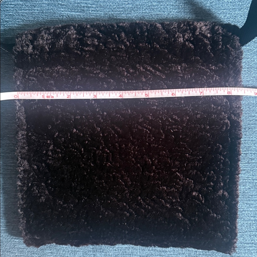 Mondani Women's Black waist Fur Bag. - Picture 9 of 10